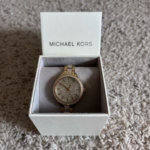 ❌❌SOLD❌❌ Michael Kors Gold-Tone watch